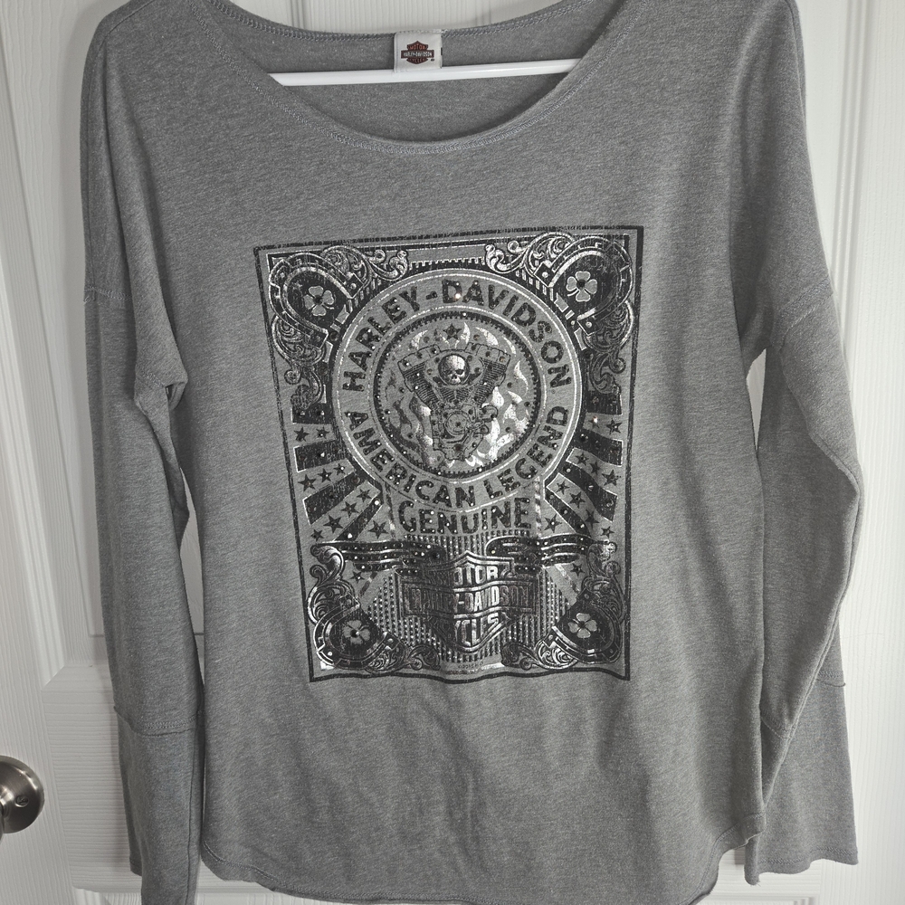 Harley-Davidson Women's Gray Long Sleeve Tee with Silver Graphic